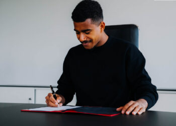 Ansgar Knauff joins German Bundesliga side Frankfurt on permanent deal from Dortmund