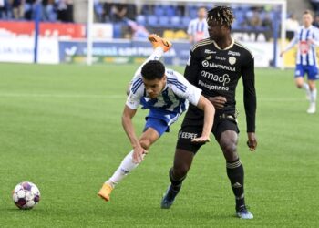 Video: Watch Terry Yegbe force goalkeeper into scoring ‘crazy’ own goal