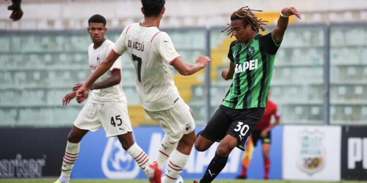 Italy-born Ghanaian youngster Justin Kumi leaves Sassuolo amid Barcelona, PSV interest