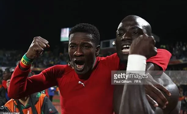 “A career well-lived” – Ex-Black Stars captain Stephen Appiah sends heartfelt message to retiring Asamoah Gyan