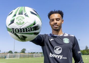 Hibernian coach Lee Johnson delighted to reunite with ‘athletic’ Ghanaian goalkeeper Jojo Wollacott