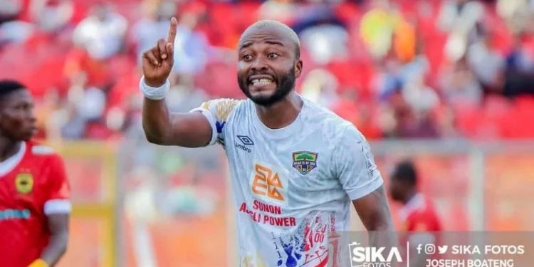 Black Stars defender Daniel Amartey arrives in Turkey to seal Besiktas move