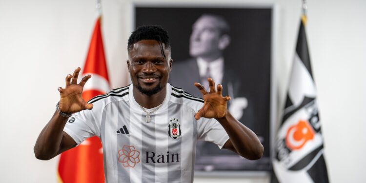 Video: Besiktas unveils Daniel Amartey after signing a three-year deal