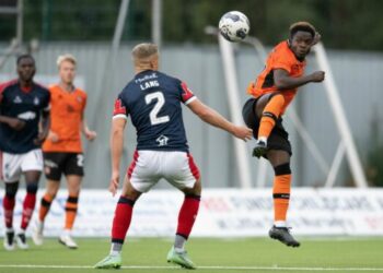 ‘He doesn’t care if there’s a defender right behind him’ – Dundee United boss hails Anim Cudjoe
