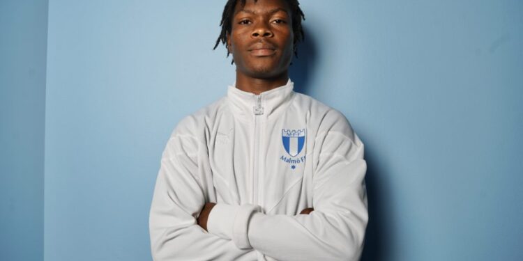 Swedes giant Malmö FF sign Ghanaian teen Banabas Tagoe