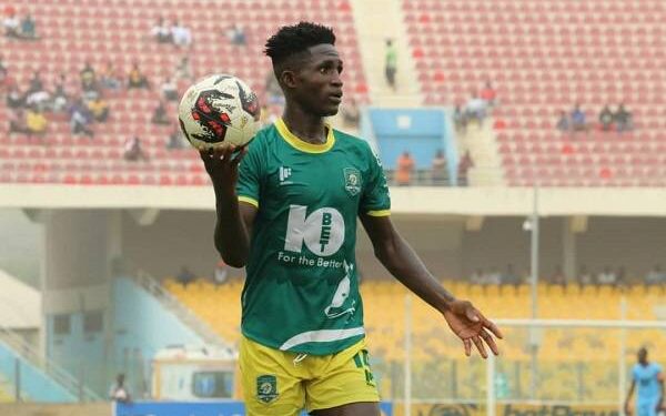 Exclusive: Asante Kotoko writes to Aduana Stars for defender Godfred Poku Wakii