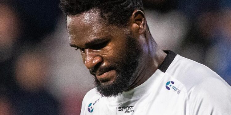 Ghanaian defender Nasiru Moro suffers horrific shoulder injury in Sweden