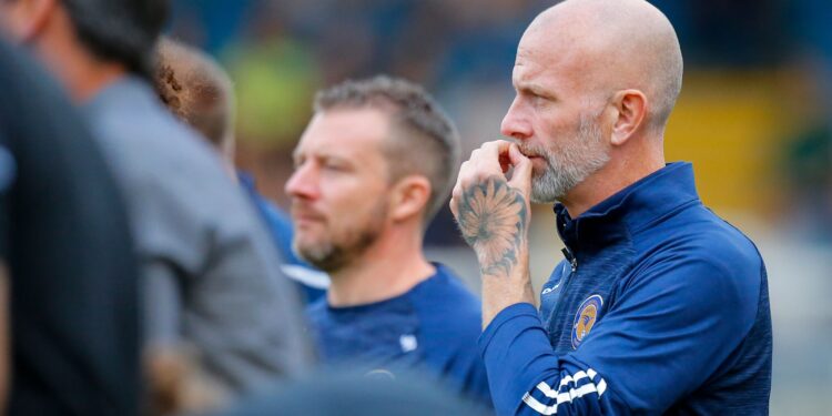 Ghanaian striker Michael Folivi to work under new Manager Steve Baker at Farnborough FC