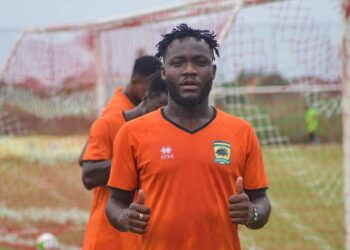 Former Kotoko midfielder Emmanuel Sarkodie completes move to Nations FC