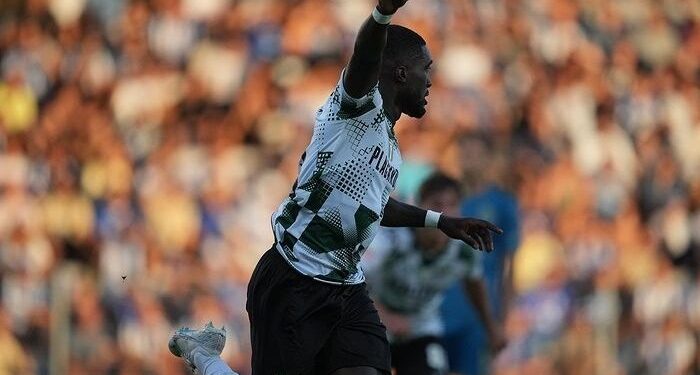 Ghanaian versatile player Godfried Frimpong nets first goal of the season for Moreirense against Porto