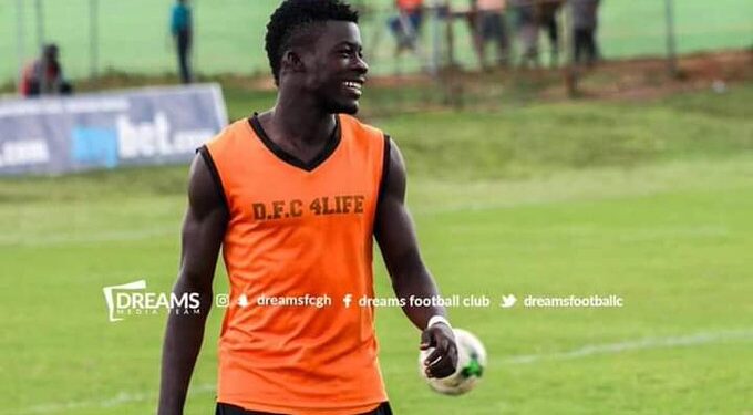 Karela United sign former Dreams defender Maxwell Arthur