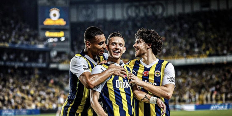 Ghana defender Alexander Djiku pleased with Fenerbache’s five star performance against FC Twente
