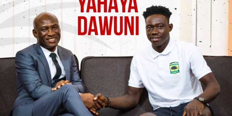 OFFICIAL: Asante Kotoko confirm new signing Yahaya Dawuni