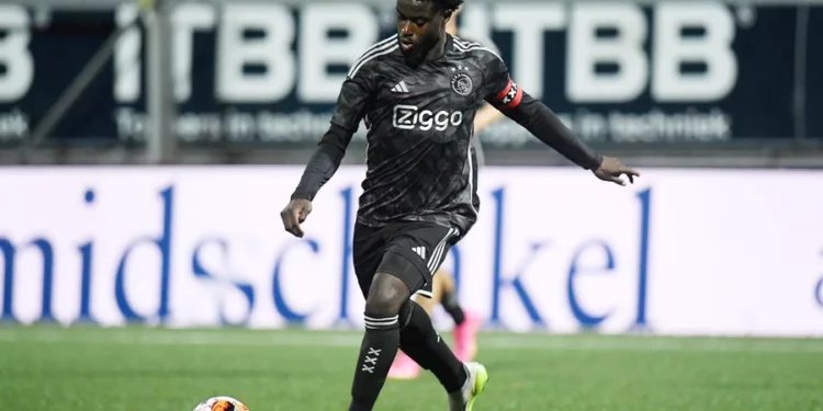 Chelsea, Tottenham & Dortmund in tug-of-war for Dutch-born Ghanaian talented midfielder Gabriel Misehouy from Ajax