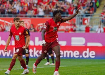 Ghanaian attacker Ragnar Ache scores for Kaiserslautern in win over SV 07 Elversberg in Germany