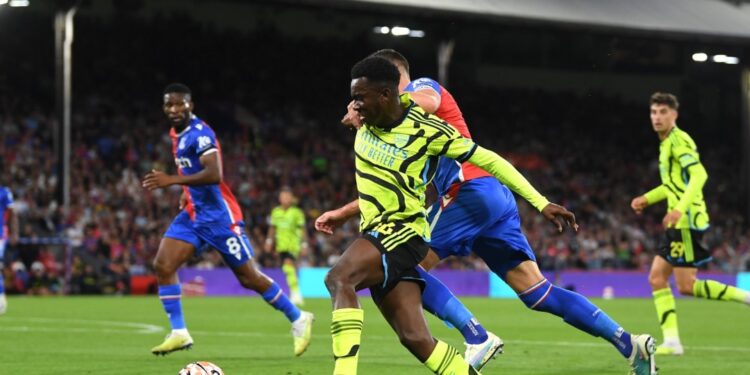 Former Premier League star Kevin Campbell believes Eddie Nketiah’s critics have an agenda