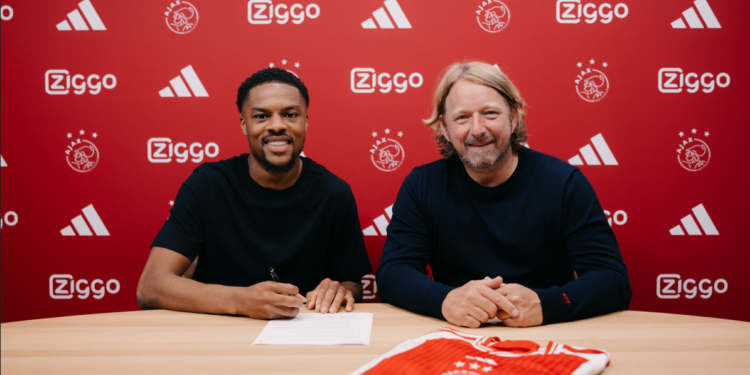 Ajax complete €12.3m signing of Nigerian forward Chuba Akpom