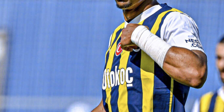 Alexander Djiku delighted after scoring his first goal at Fenerbahce