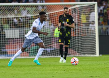 Ghanaian midfielder Bernard Mensah bags hat-trick in Al Taee’s defeat to Al Ettifaq