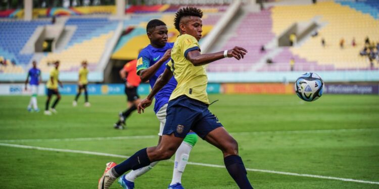 FIFA U-17 World Cup Round 16: Brazil beats Ecuador 3-1 with the highly rated Willian Estevao scoring a brace