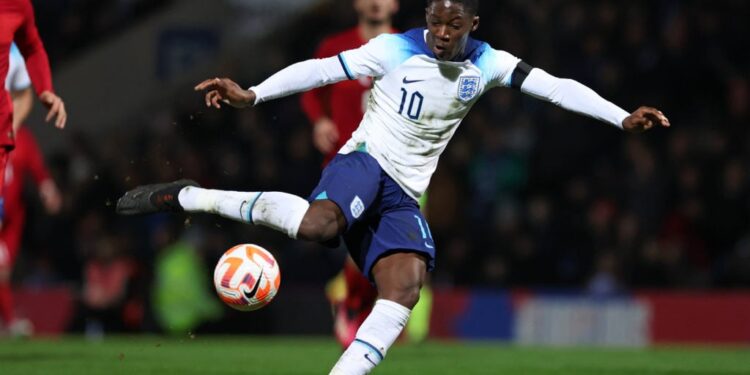 English-born Ghanaian midfielder Kobbie Mainoo shines, scores for England U19 on injury return