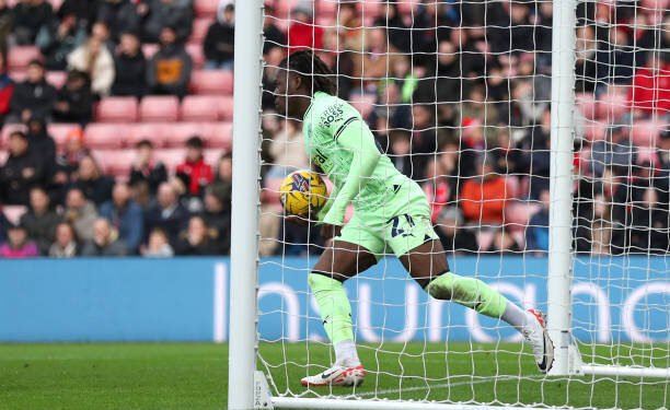 Ghanaian forward Brandon Thomas-Asante scores for West Bromich Albion against Sunderland