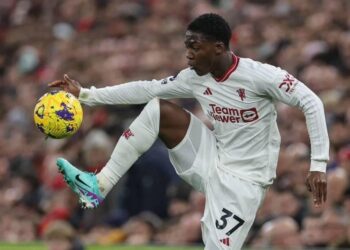 Erik ten Hag commends rising star Kobbie Mainoo’s impact at Manchester United