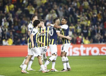 Ghanaian defender Alexander Djiku celebrates Fenerbahce’s Europa Conference League R/16 success