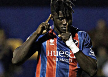 Ghanaian forward Samuel Obeng Gyabaa scores for Huesca against Levante