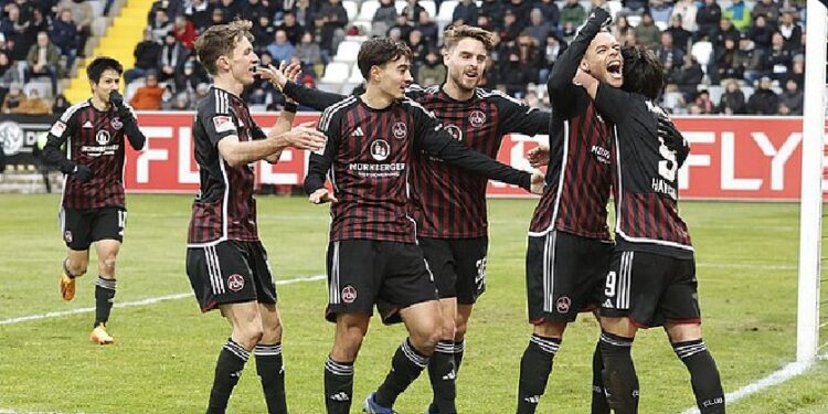 Ghanaian defender Jan Gyamerah provides assist in Nürnberg’s win