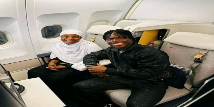 Black Stars defender Alidu Seidu flies mother to France ahead of Rennes unveiling