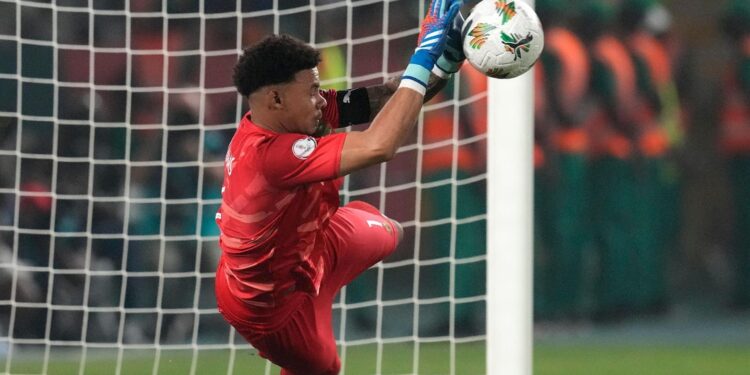 Confirmed: Ronwen Williams becomes the first goalkeeper to save 4 penalties in a major international competition