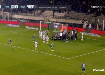 VIDEO: Ghana defender Baba Rahman collapses in PAOK’s game against Panathinaikos