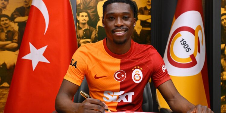 OFFICIAL: Turkish champions Galatasaray sign German-born Ghanaian defender Derrick Kohn