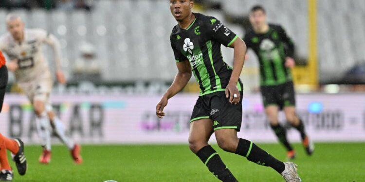 Young midfielder Francis Abu handed late Black Stars call-up for Nigeria and Uganda games