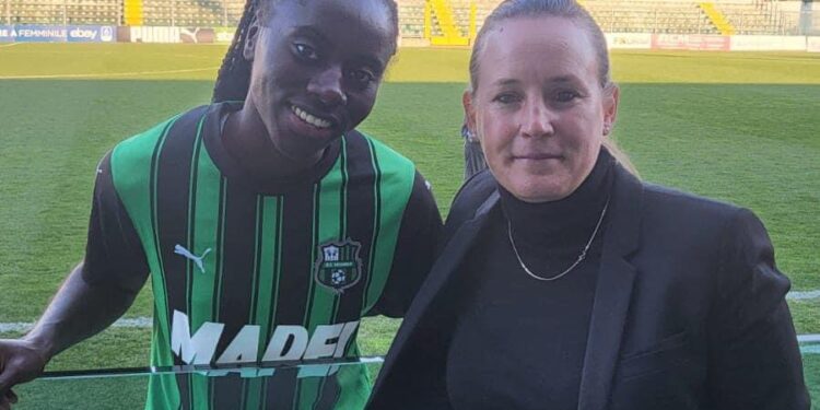 Black Queens coach Nora Häuptle visits Bénédicte Simon at U.S Sassulo Calcio