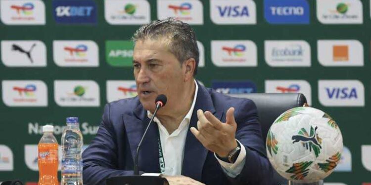 Official: Jose Peseiro mutually part ways with Nigeria