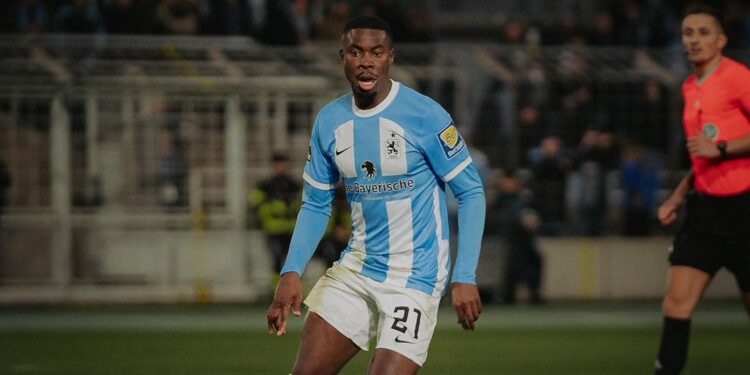 Ghanaian midfielder Leeroy Kwadwo makes 100th appearances in Bundesliga, shares his excitement