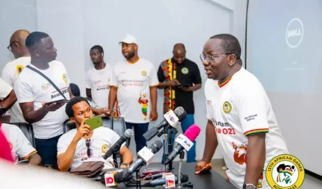 “Their bus broke down'”  Ghana’s badminton President explains transporting athletes on the bucket of a pickup truck