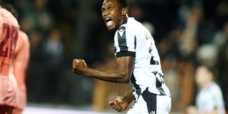 “Incredible fight to defeat an enemy” – Baba Rahman reacts after scoring in PAOK draw with AEK Athens