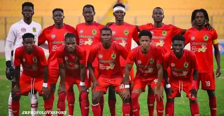 ”They are over-pampered” – Ex-Kotoko defender Osei Kwame Jnr. calls for players’ salary reduction amidst poor performance