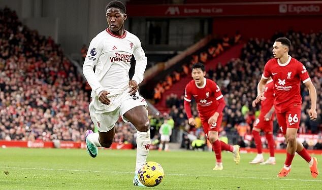 Ghanaian Musician, KiDi lauds sensational Kobbie Mainoo