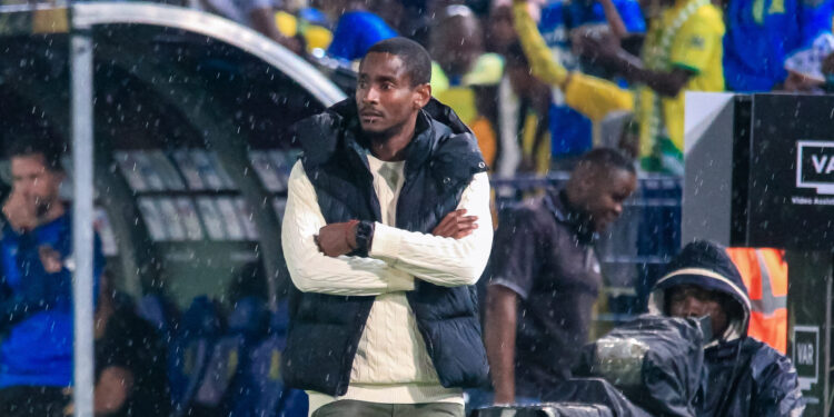“Some people support Mamelodi Sundowns because of their bet slips”- Rulani Mokwena