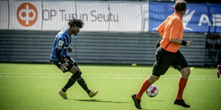 Ghanaian midfielder Bismark Ampofo provides assist in FC Inter Turku’s loss to SJK