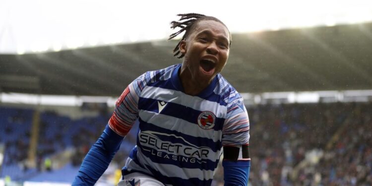 Reading FC in talks to extend contract with Ghanaian defender Kelvin Abrefa