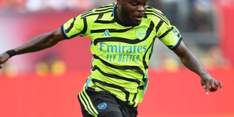 ‘Partey was lucky to escape penalty in Arsenal’s Win over Manchester United’ – Wayne Rooney