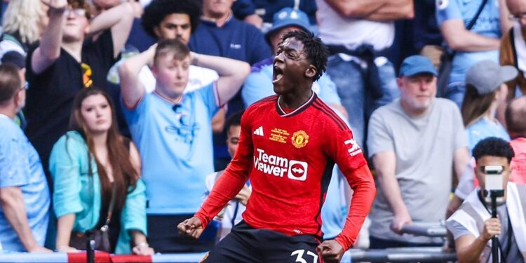 Manchester United top scorer Wayne Rooney SALIVATES over Kobbie Mainoo’s masterclass