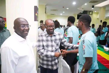 Dr. Bawumia donates GHC500k to Black Stars ahead of Central African Republic clash in 2026 World Cup Qualifiers