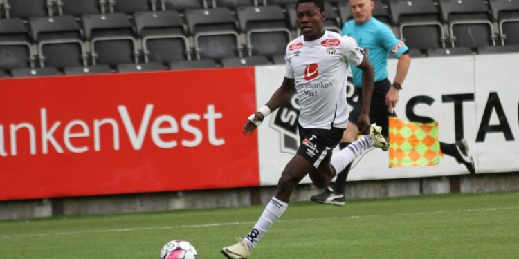 Ghanaian midfielder Edmund Baidoo scores and provides assist as Sogndal thrash Lyn