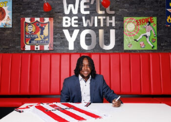 Stoke City announce signing of Ghanaian teenager Francis Gyimah on professional terms